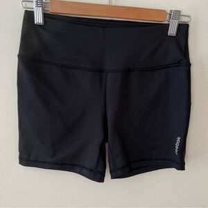 Reebok Women’s Shorts Size Small Color Black